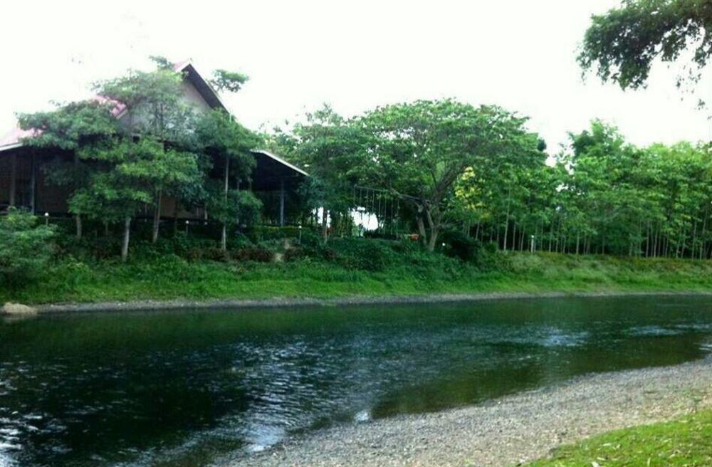 Suanphet Riverview Resort Ban Tha Mai Ruak Exterior photo